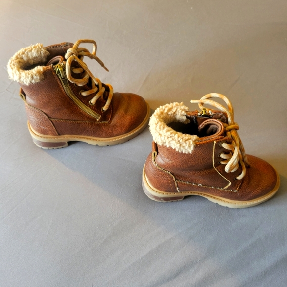 Steve Madden toddler boots 8C - Picture 2 of 7